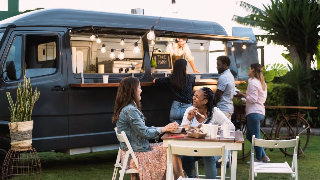 A food truck at an event.