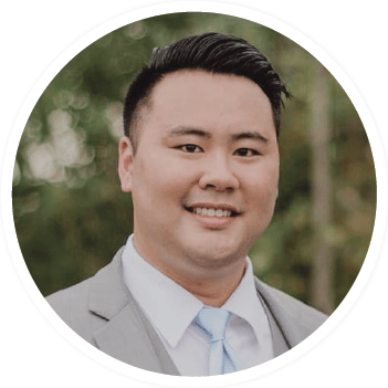 Headshot of Aaron Zhang, Partner Support Associate