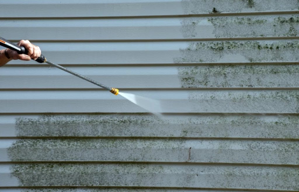 power washing mold off house siding